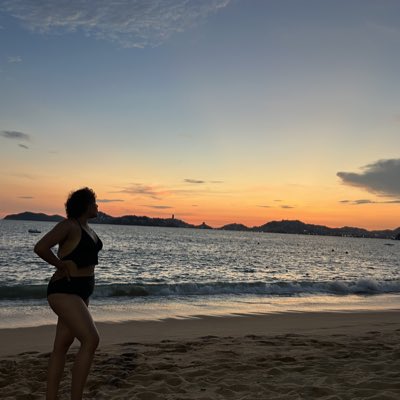 AzaliaGuzmann's tweet photo. #NuevaFotoDePerfil https://t.co/A6xGxeMEWJ