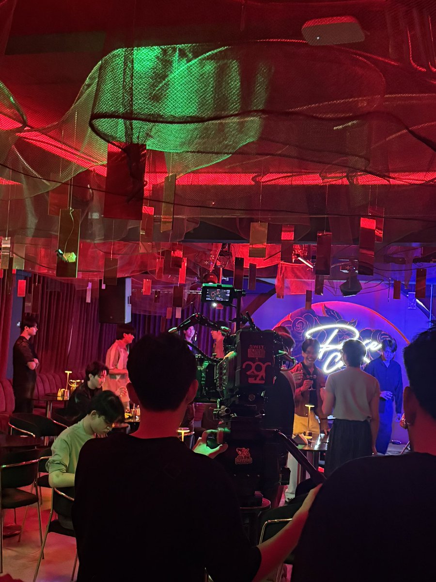 ในพุงหลาม tweet media