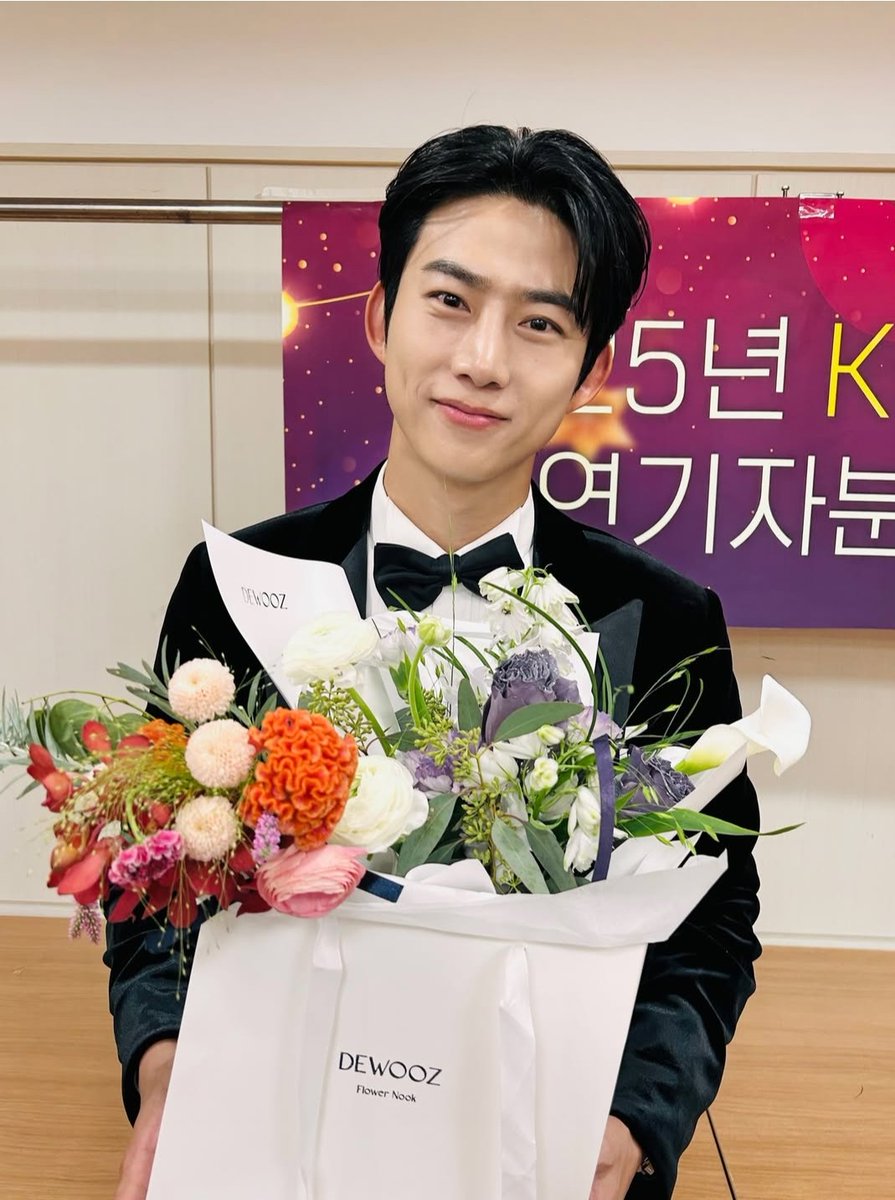 Victoria 💚✨ tweet media