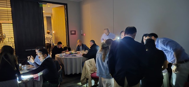 SilegaTeam's tweet photo. SILEGA Expedition in action in Chile 🇨🇱
Excellent delivery by our partners from Amrop — 5 tables, 85%+ results, and one reaching 100%! High energy, strong engagement, and real impact.
Proud to continue building value across Latin America.
#Leadership #ExperientialLearning #SILEGA https://t.co/nHsbeqqbyz