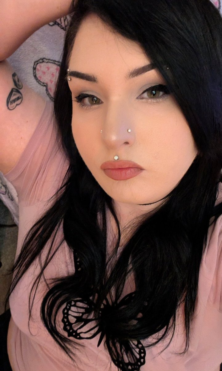 ☆vik☆ tweet media