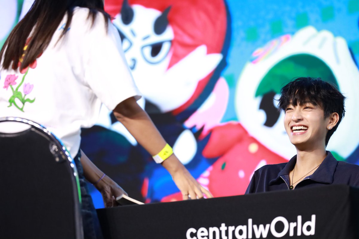 Smile.Cm tweet media