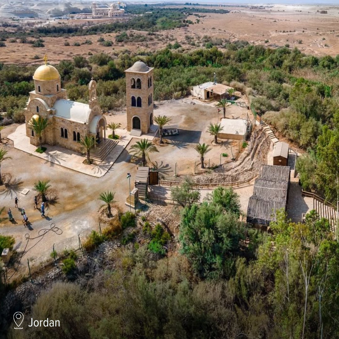 Think Strawberries tweet media