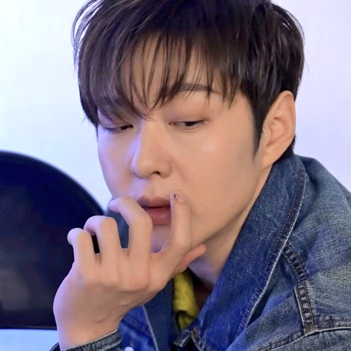 섭해랑ᡣ𐭩 tweet media