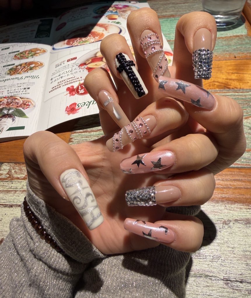 𝐒𝐮𝐦𝐦𝐞𝐫 tweet media