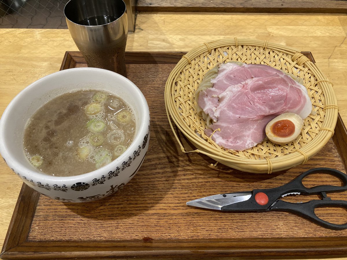 人類みな麺類のつけ麺、美味しかったです！