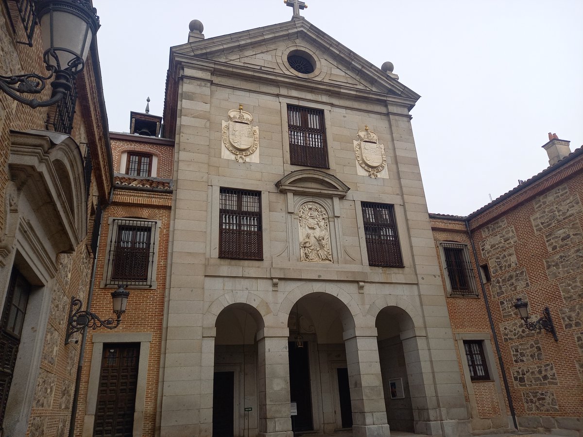 Siemamadencanto's tweet image. #TalDiaComoHoy sucedieron muchas cosas en Madrid: 1578 (asesinato de #escobedo, q provocó la detención posterior de #Eboli y #Perez), 1621 fallecimiento de #FelipeIII (Le debemos #Encarnación y #plazamayor), 1945 inauguración del #TeatroAlbeniz en c/La Paz madridconencanto-siema.blogspot.com/2024/04/calle-…