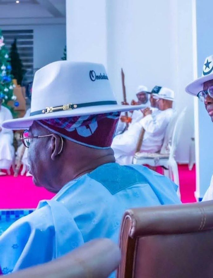 𝔼𝕟𝕟𝕪 tweet media