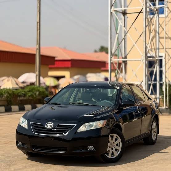 Bàbájídé B𝗹𝘂𝗻𝘁 tweet media