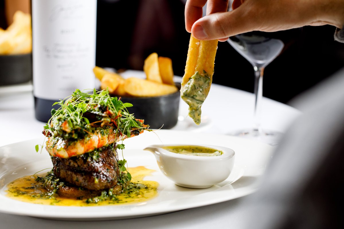 LiverpoolTIC's tweet photo. Liverpool is the place to be for food lovers! 🍽️ 

From delicious bites to family-friendly fun, there’s something tasty for everyone. Ready to explore? Check out @LplRestaurantWk and let us know your first stop! 

😋 https://t.co/QXKr2FiacI 

#LiverpoolRestaurantWeek https://t.co/hCRzn1xGST