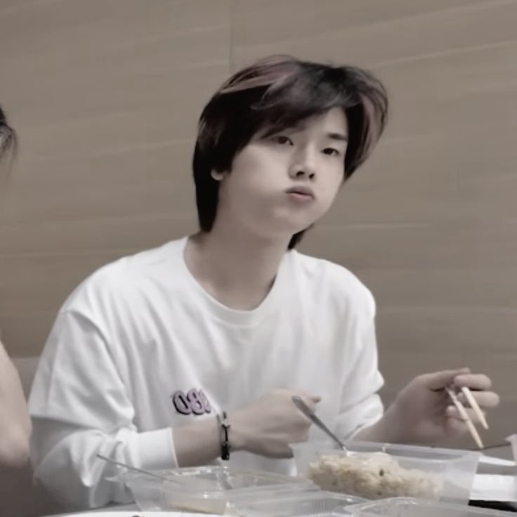 𝖪𝖺𝖾𝗇𝖺𝗂𝖺, jihan. tweet media