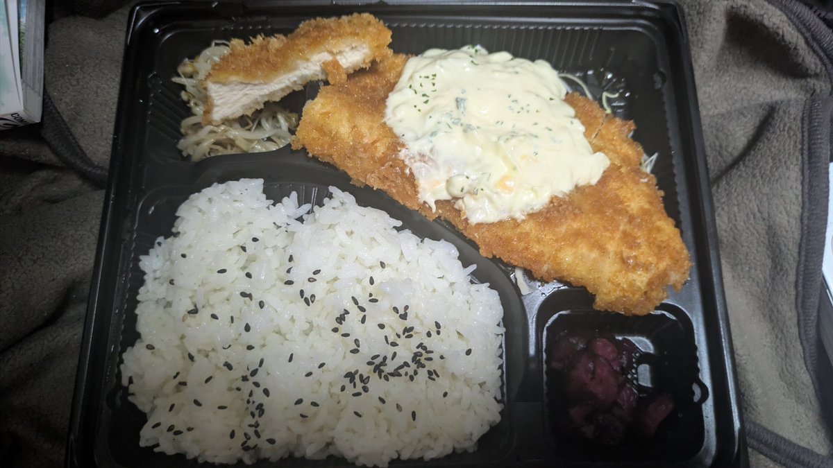 りゅうたん@ごちうさ愚連隊 tweet media