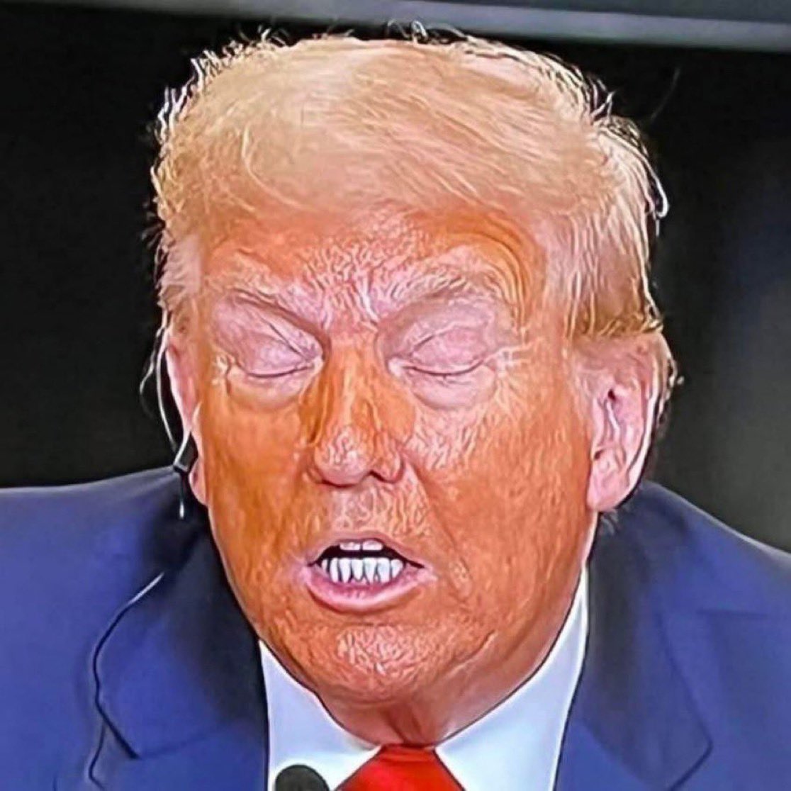 𝘒𝘺𝘭𝘰 tweet media