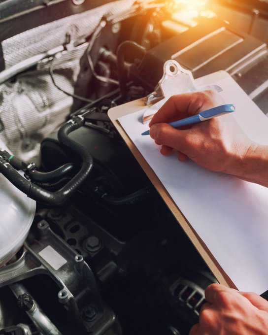 bhamts's tweet photo. A valid MOT isn’t green light when buying used car as it just tells you about its condition on specific day. Look at  MOT history Repeated faults Milage gaps  Ignored advisories These are red flags! 🔗 More car-buying tools:  https://t.co/o1LaUgo5f8 #StopCheckGo #CEnTSA #BrumTS https://t.co/SD791logdm