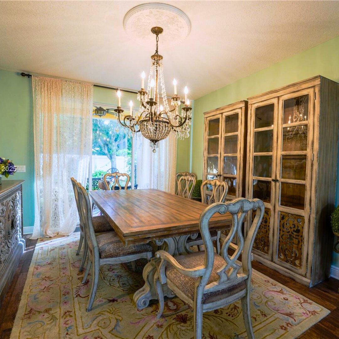 ellenmitchel's tweet photo. Probate Property. Smooth Closing. SOLD.

4796 Modern Dr | Delray Beach, FL 33445 is officially SOLD

Probate sales come with layers — timelines, court requirements, coordination, and careful navigation. This one was handled with strategy, patience, and precision .

#JustSold https://t.co/TsdkKHTMWh