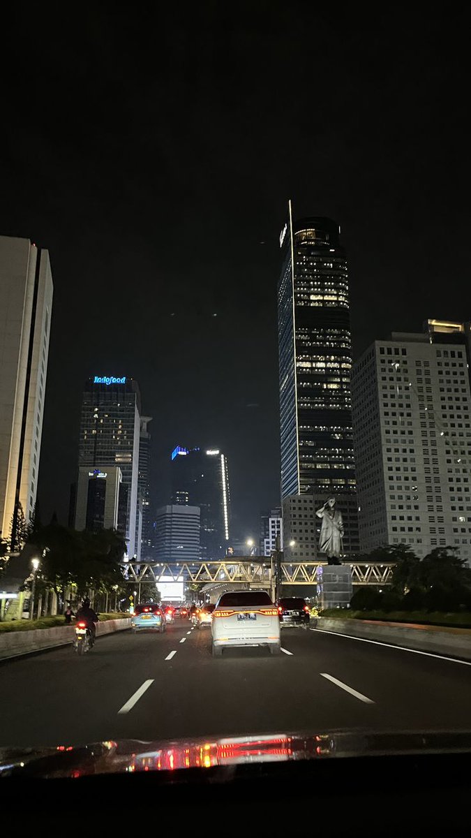 𝘼𝙪𝙧𝙞𝙨𝙮𝙖 𝙆𝙬𝙖𝙣𝙙𝙤. tweet media