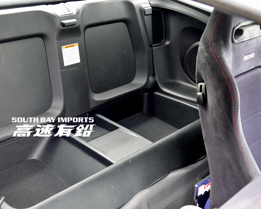 FEN810kHz's tweet image. ハイブリッドカーなのに、MT車？
CR-Zのリヤシートって、こんな形状？
詳細は高速有鉛デラックス110号でお楽しみください。運転してみたい！ #USDM
→amzn.to/3NXiraA