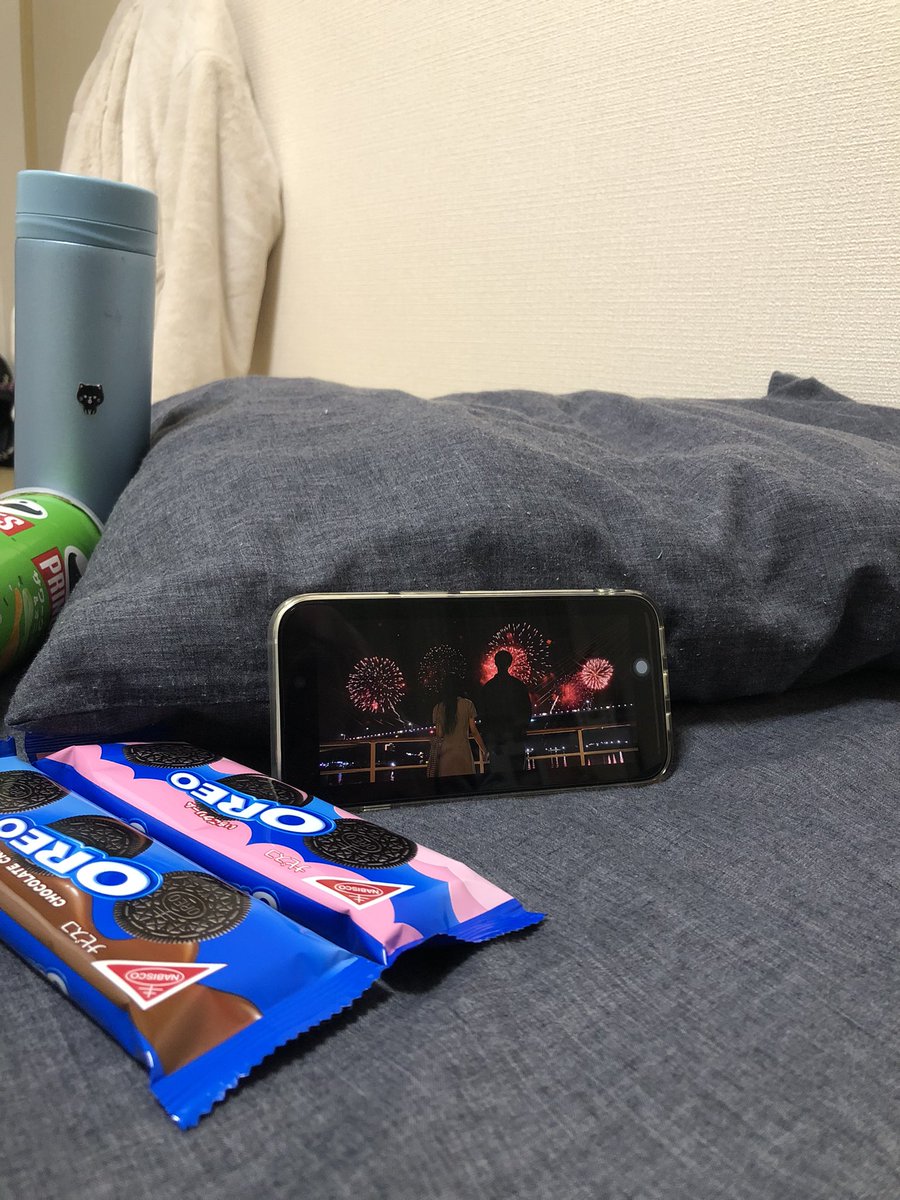 detective tweet media