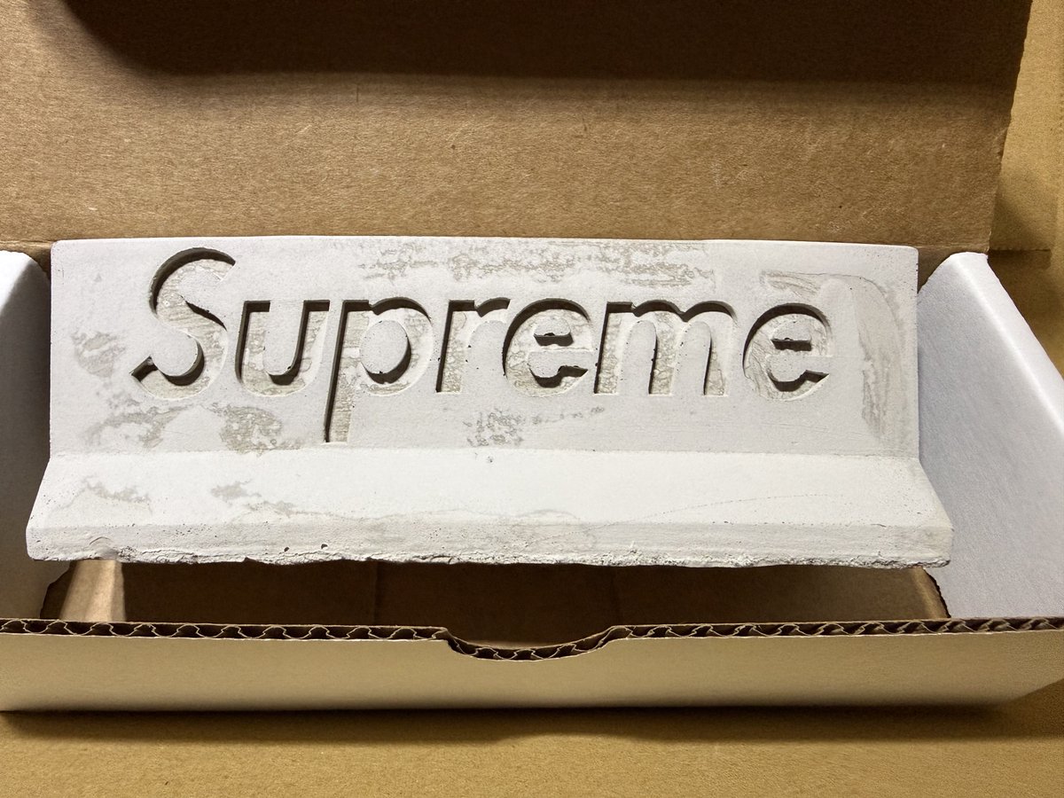 ぐらっつ｜Supreme&スニーカー狂いの石川県民 tweet media