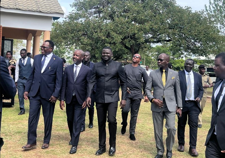 Mega Fm Gulu tweet media