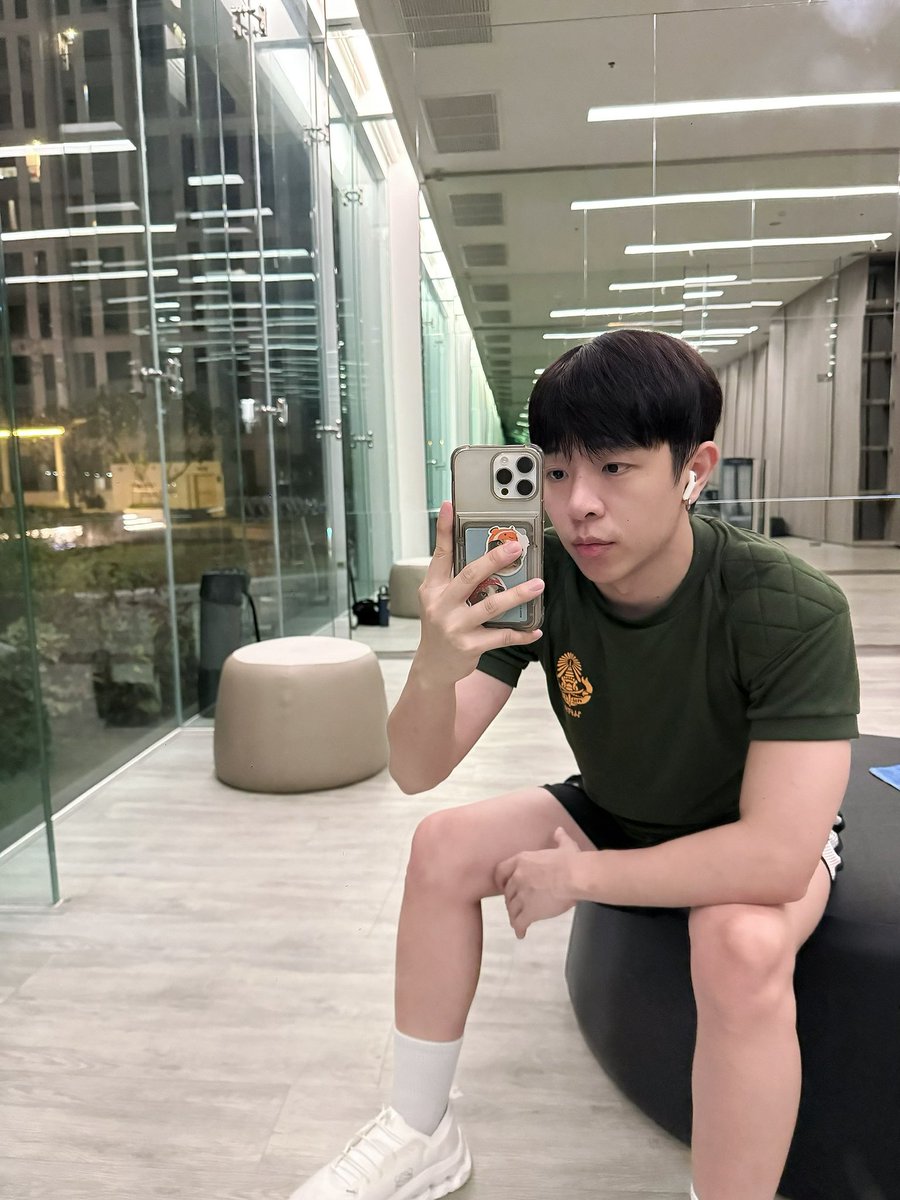 KITCAT คิทแคท tweet media