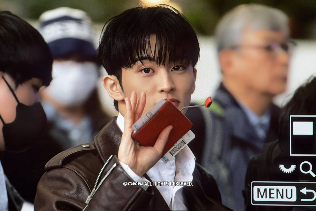 coolkidnight tweet media