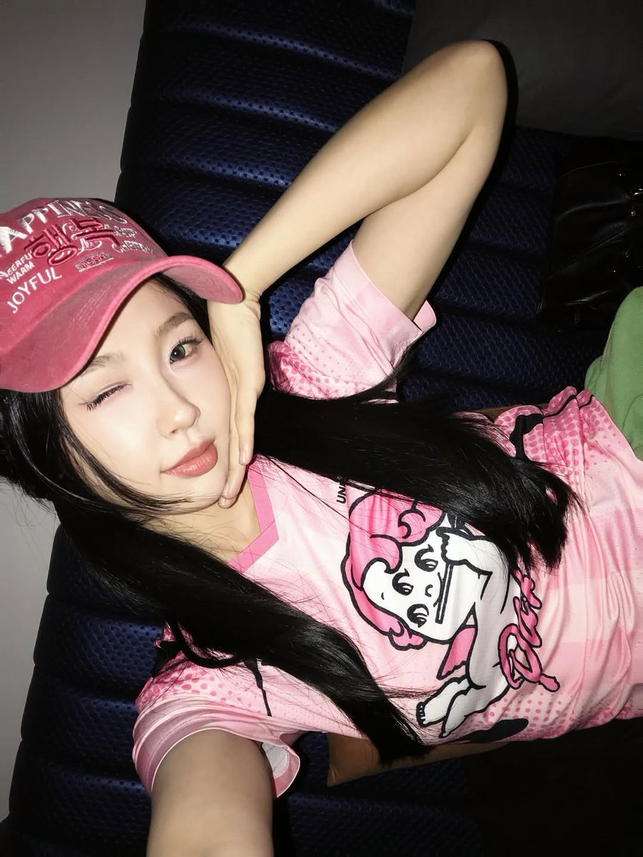 yu shuxin pics tweet media