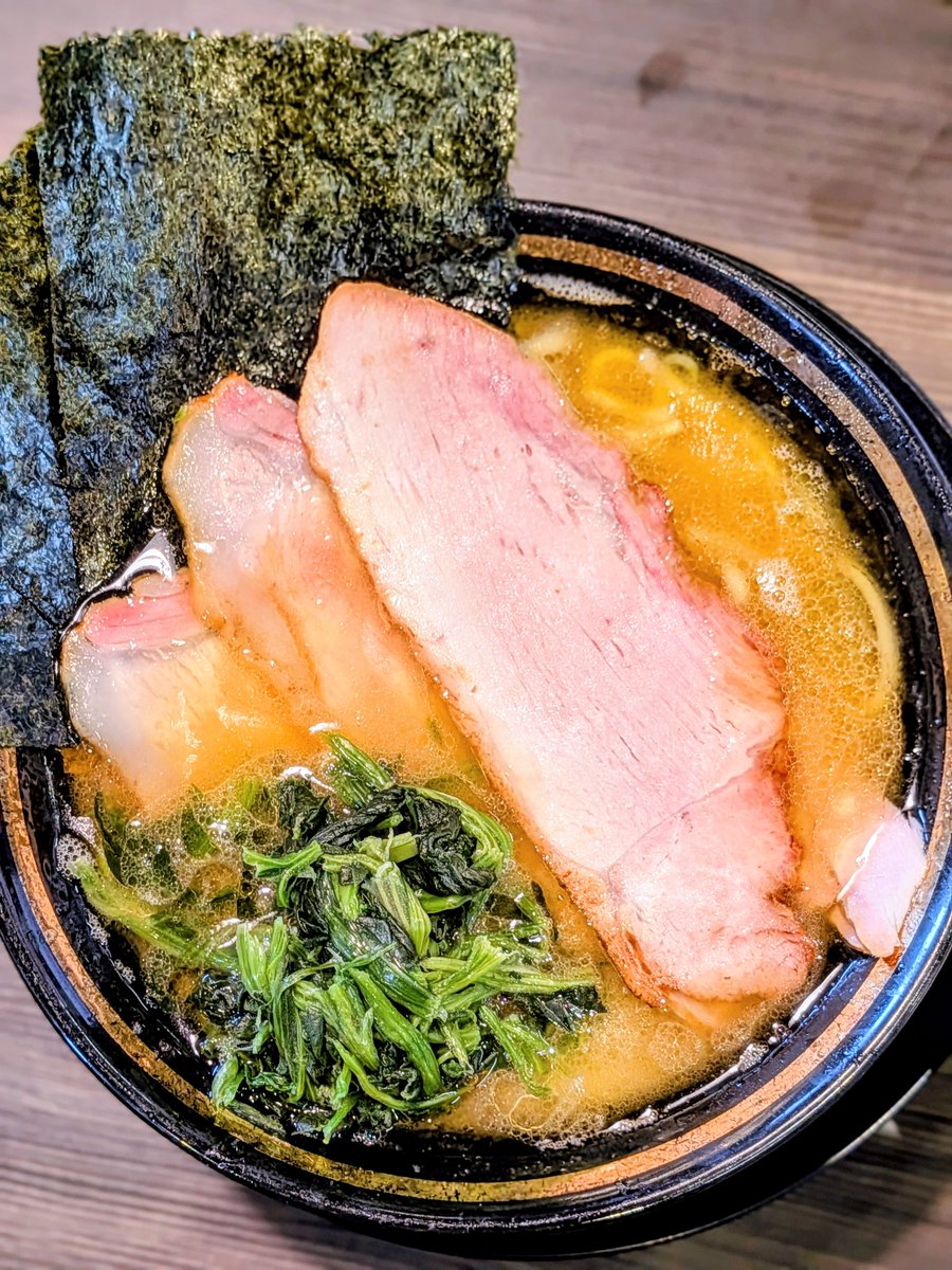 カルさん tweet media