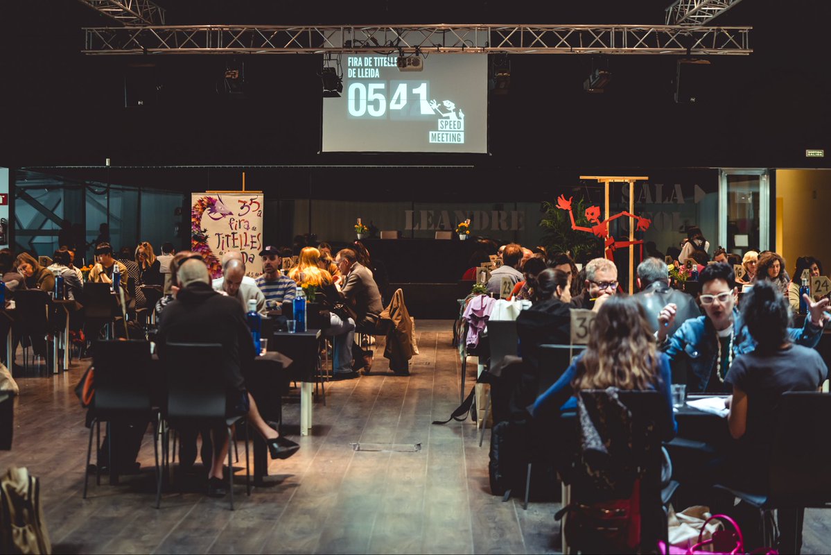 Fira de Titelles tweet media