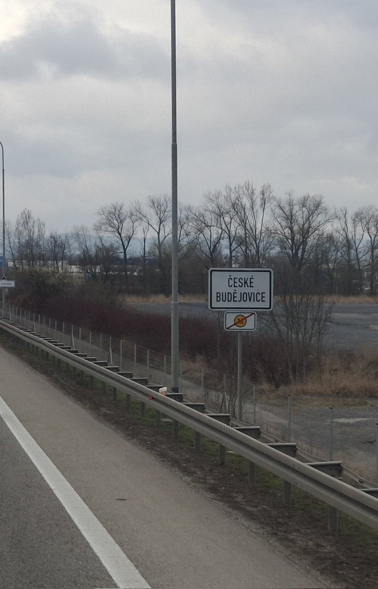 Dlouhé Bidlo tweet media