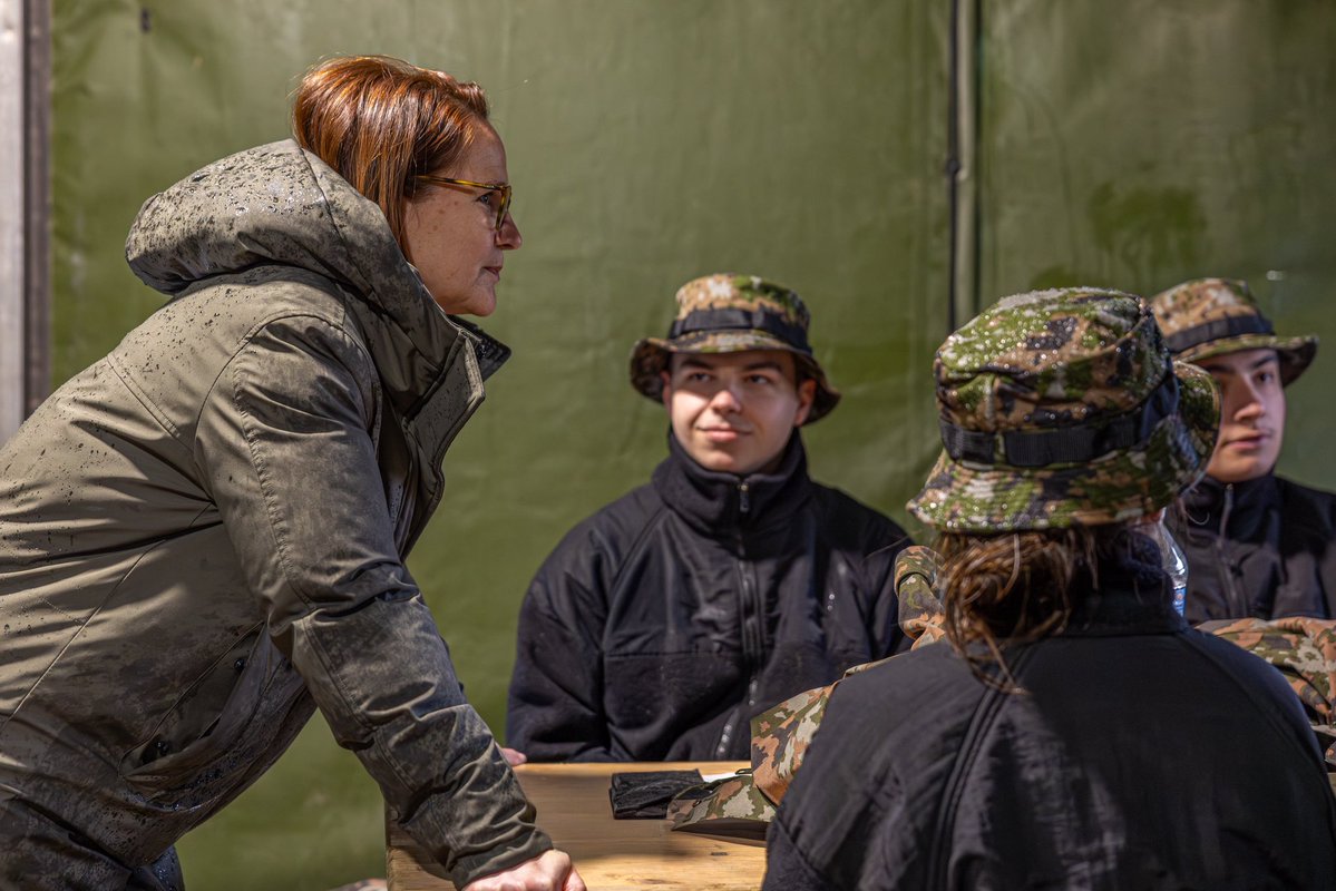 Yuriko Backes tweet media