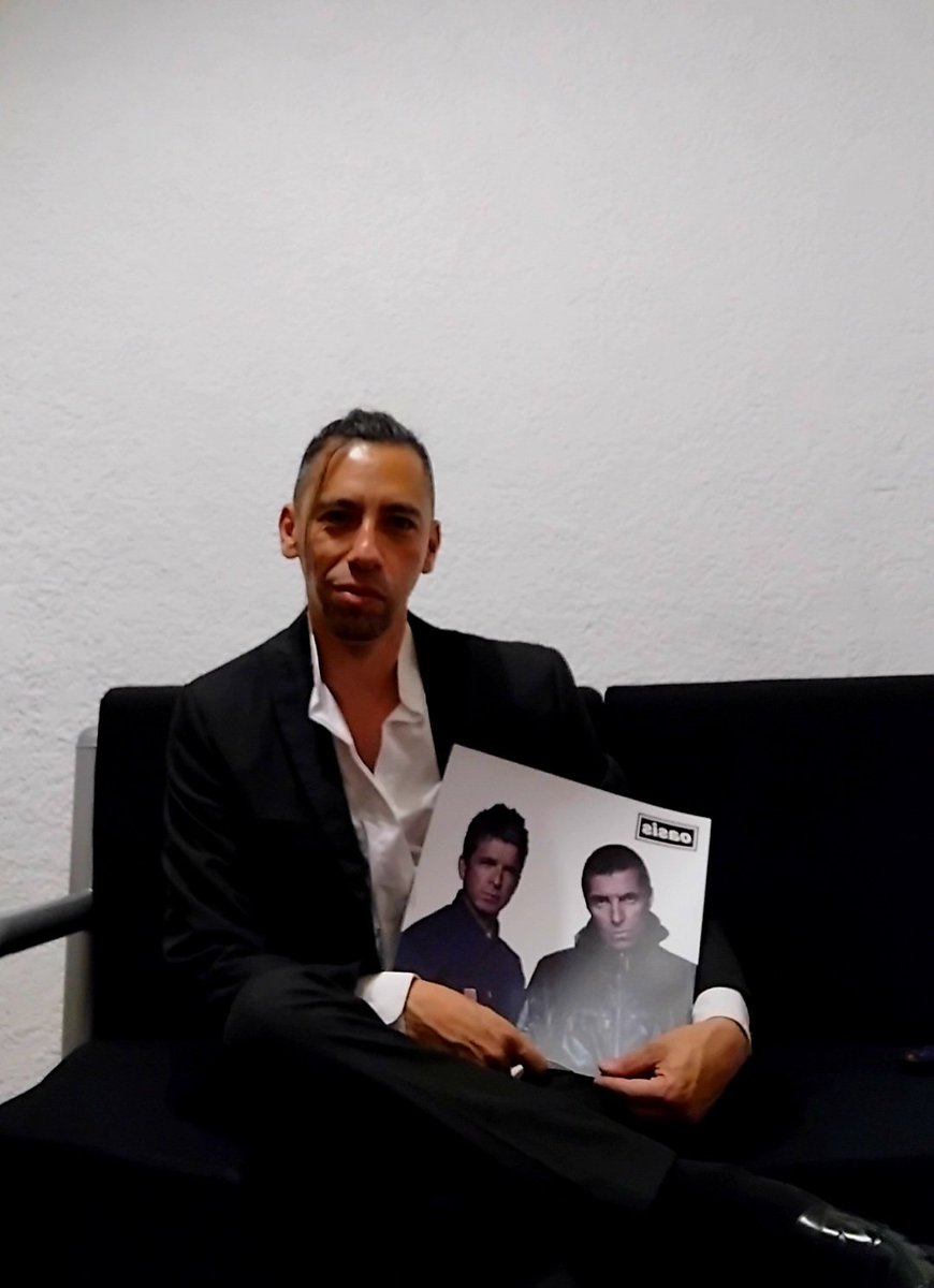pena86086's tweet photo. Debut en esta red social anunciando mi amor por la música. https://t.co/YurwGj6f1S