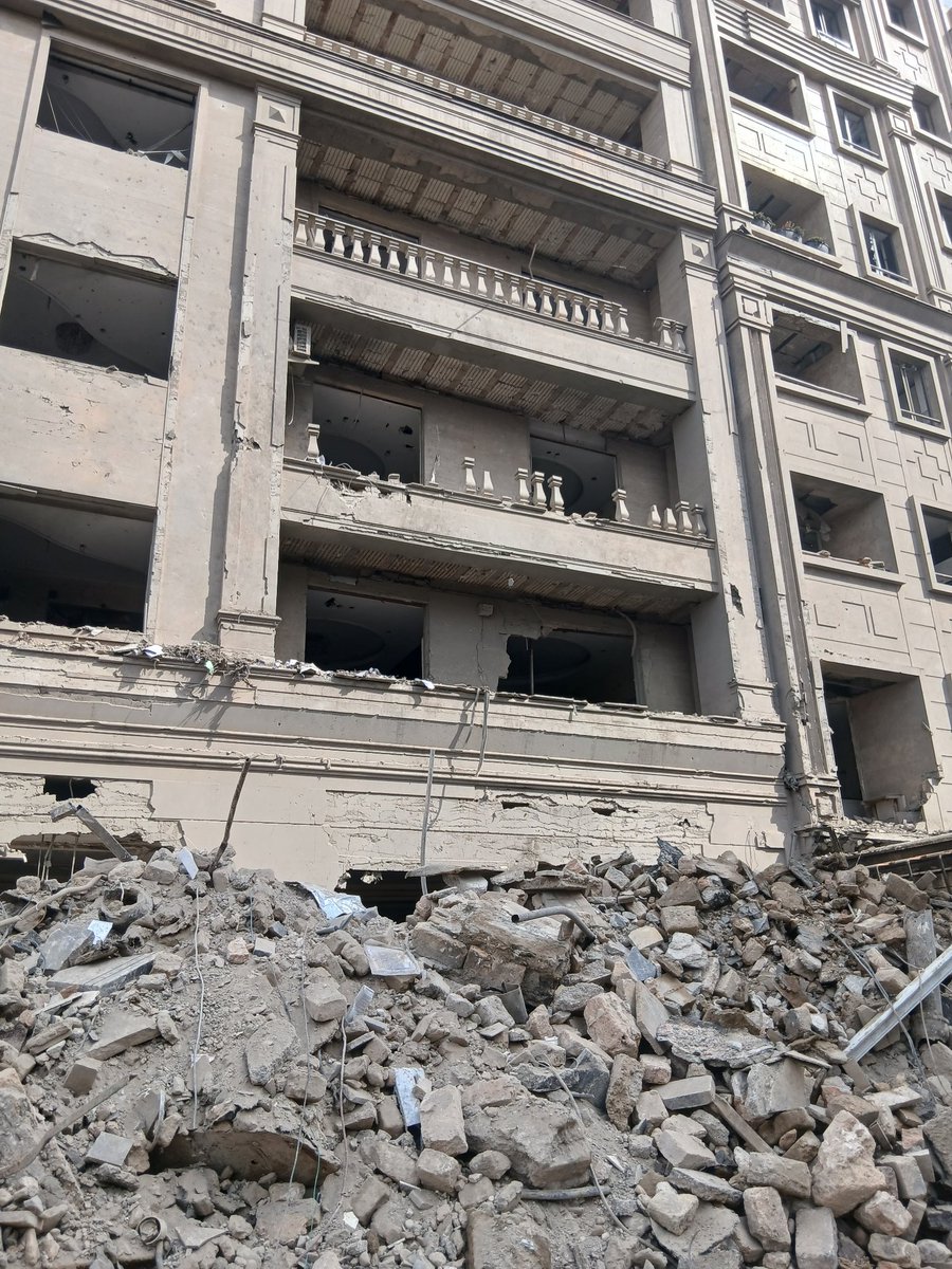 امیرطاهر حسین خان tweet media