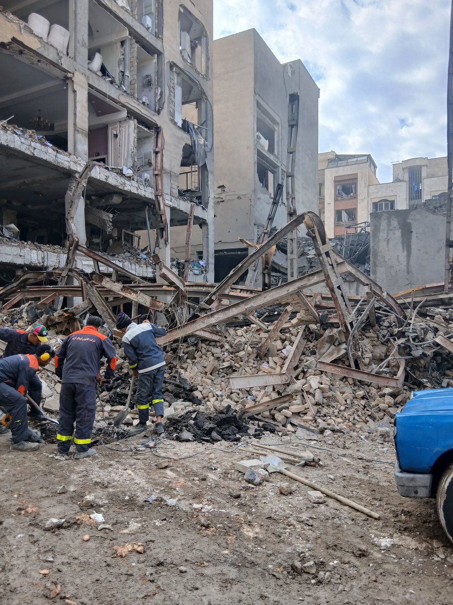 امیرطاهر حسین خان tweet media