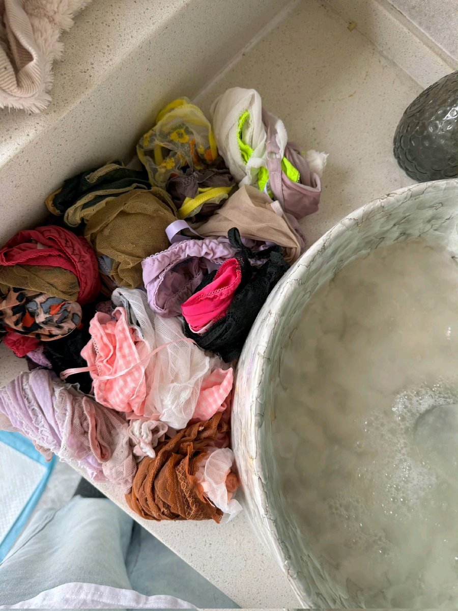 一只猫女士 tweet media