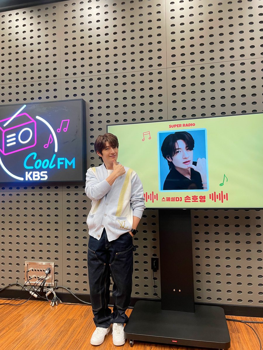 Official SonHoYoung tweet media