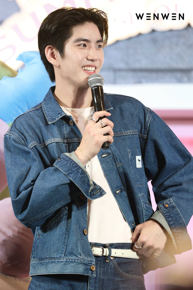 1017_liu's tweet photo. 260328

✨

#THEMALLSUMMER2026xJIMMYSEA #sea_tawinan https://t.co/LpYzkSgMiH
