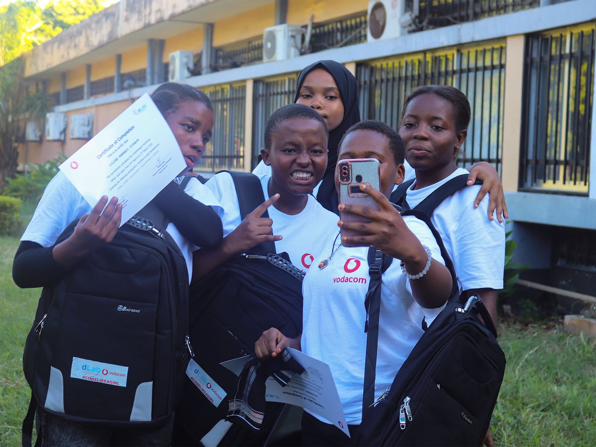 dLab Tanzania tweet media