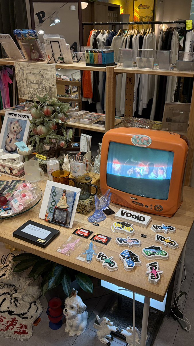 Royal Darjeeling tweet media