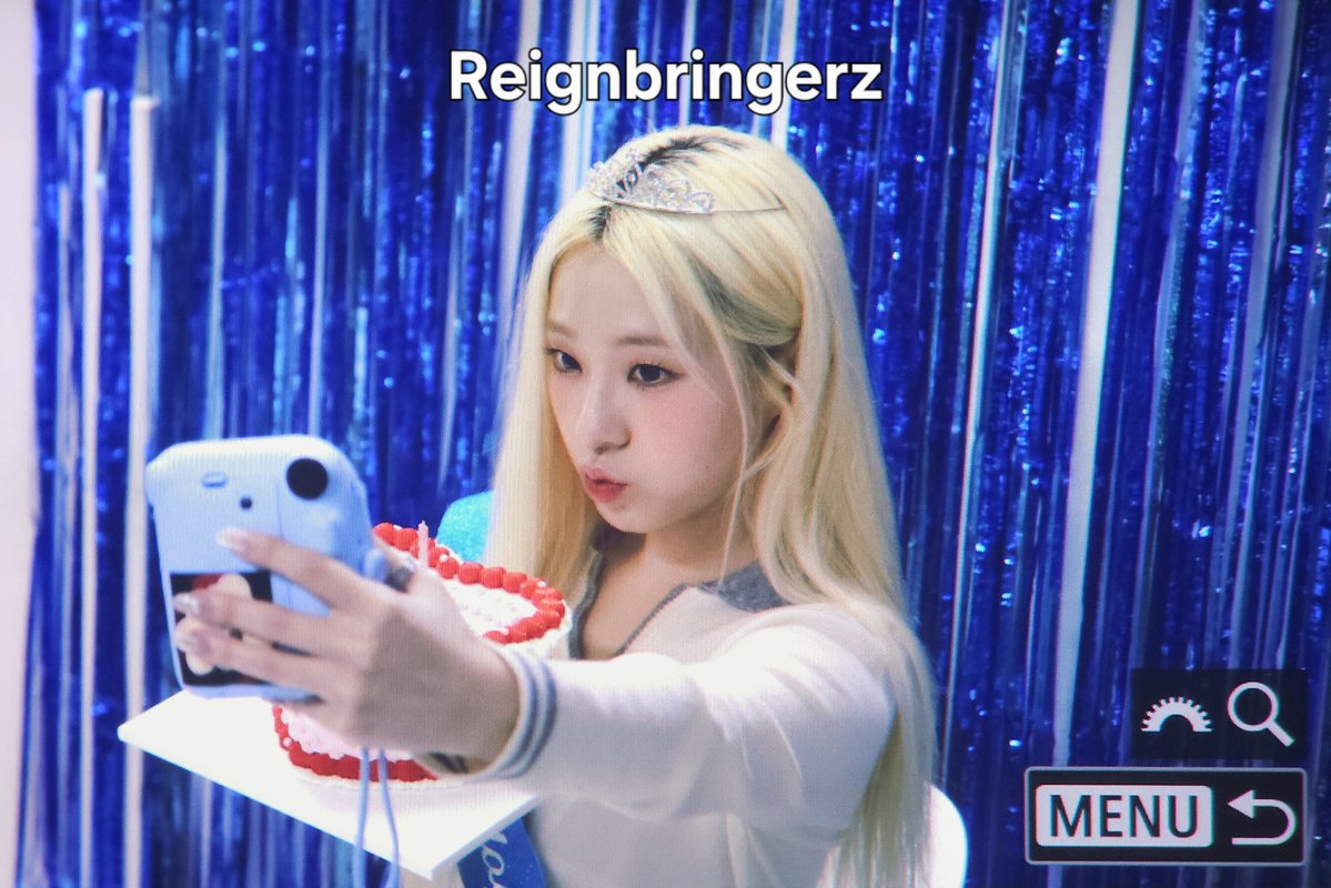 k-pop girl group fan tweet media