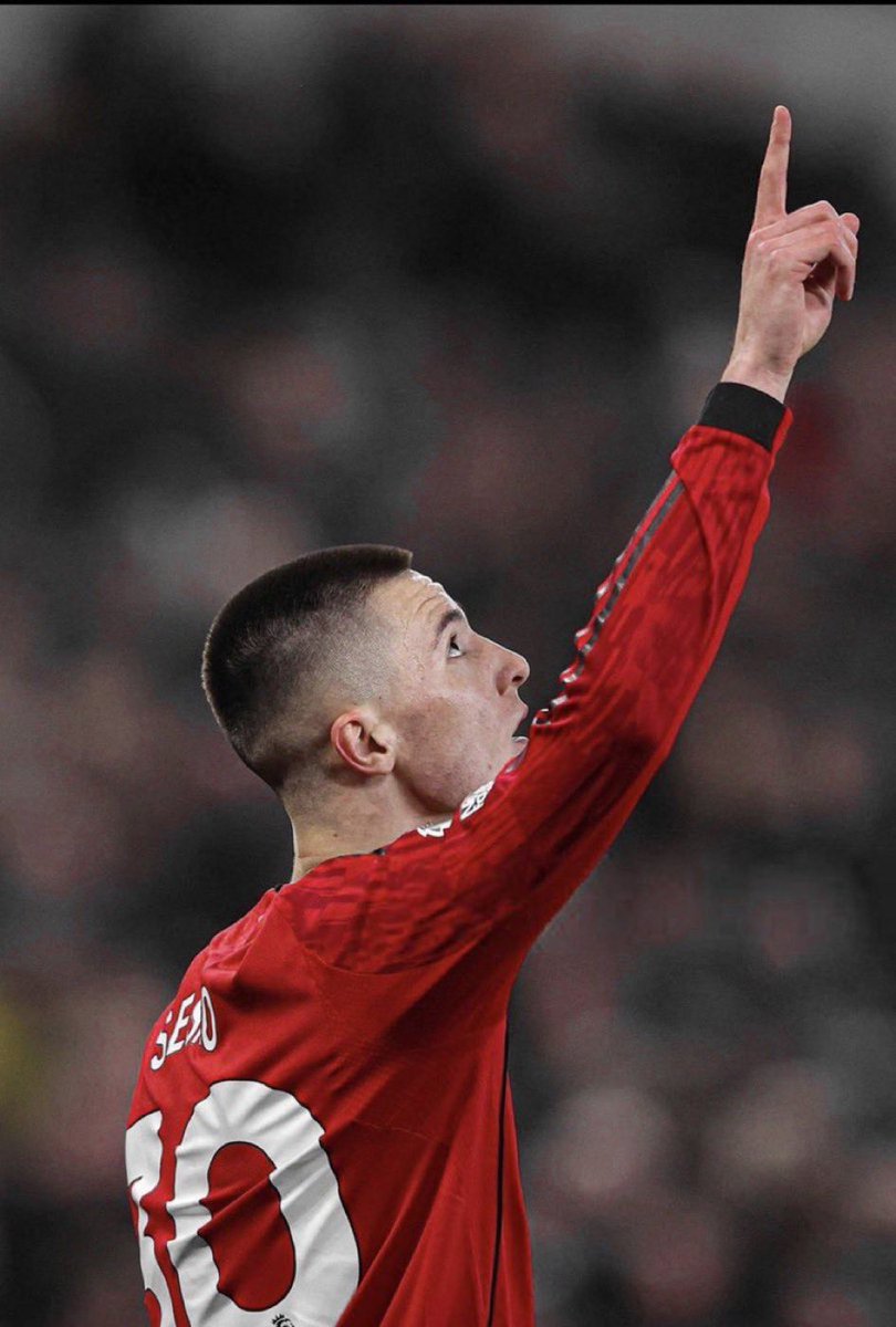 🀄𝑴𝒂𝒙𝒊 𝑹𝒊𝒐𝒔🔞 tweet media