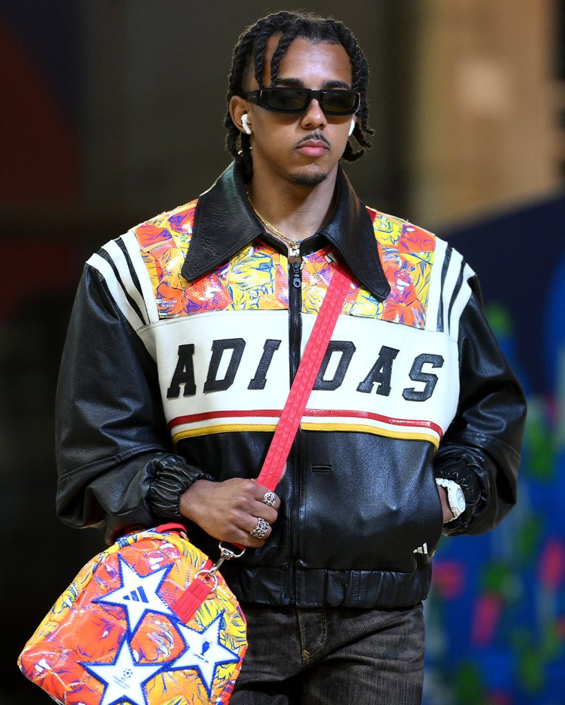 Tuesday 
Gm

Are you looking good more than your portfolio ?