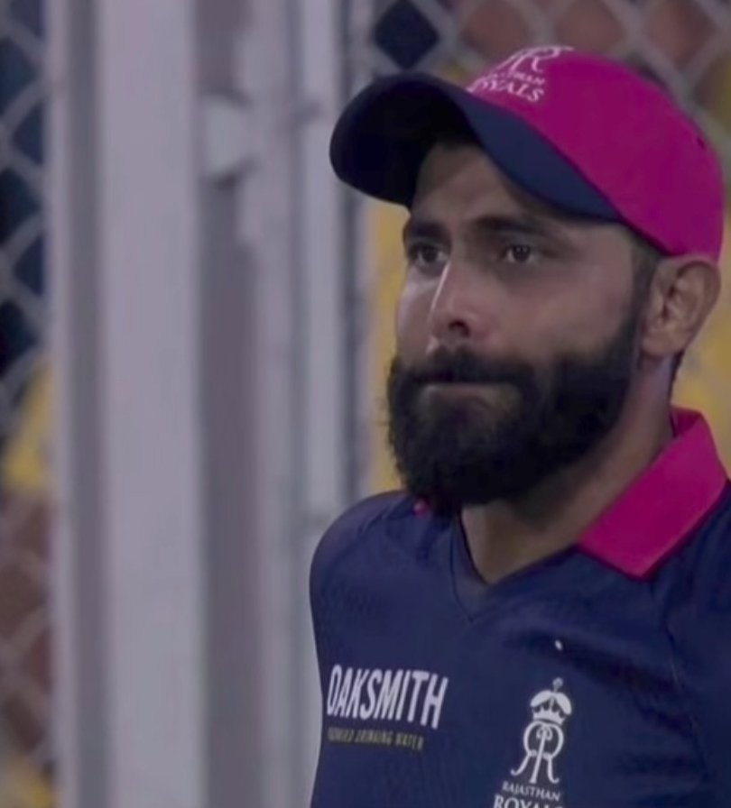 imsushant12's tweet photo. Facing your old team hits different… 💔

in colors vs — memories and emotions all at once.

Some bonds never fade. 💛

#Jadeja #RRvsCSK #IPL #Cricket https://t.co/ld03fhoxiO