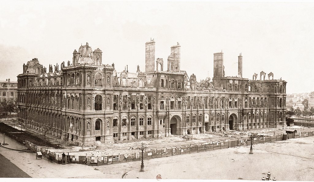 3️⃣80k Ça, c'est Paris 🎶. FB tweet media