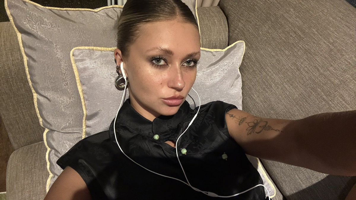 мальбара tweet media