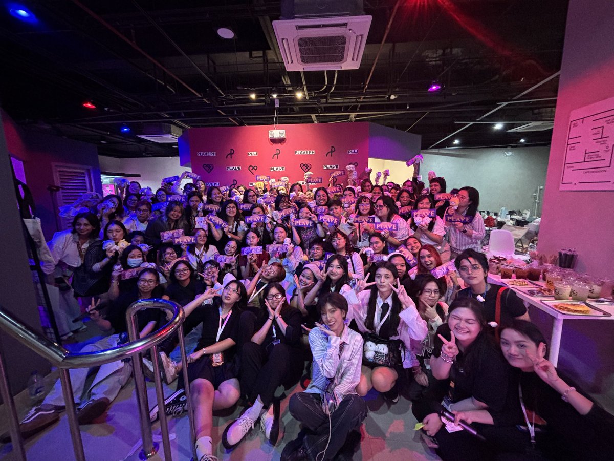 PLAVE_PH's tweet photo. [📽]

𝑰𝒏 𝒕𝒉𝒆 𝒆𝒏𝒅𝒊𝒏𝒈 𝒄𝒓𝒆𝒅𝒊𝒕𝒔, 𝒊𝒕 𝒘𝒂𝒔 𝑷𝑳𝑨𝑽𝑬 𝒂𝒏𝒅 𝒖𝒔. 🎬✨

We may have been miles apart, but celebrating with PLLIpinos made it feel like we were all in the same scene. 💙💜💗❤️🖤

Let’s keep the story going and write the next scenes of Our Movie together. 🍿🎥

#OurMovieChapter3
#ThreeYearsWithPLAVE 
#PLAVE #플레이브 #プレイブ
@plave_official