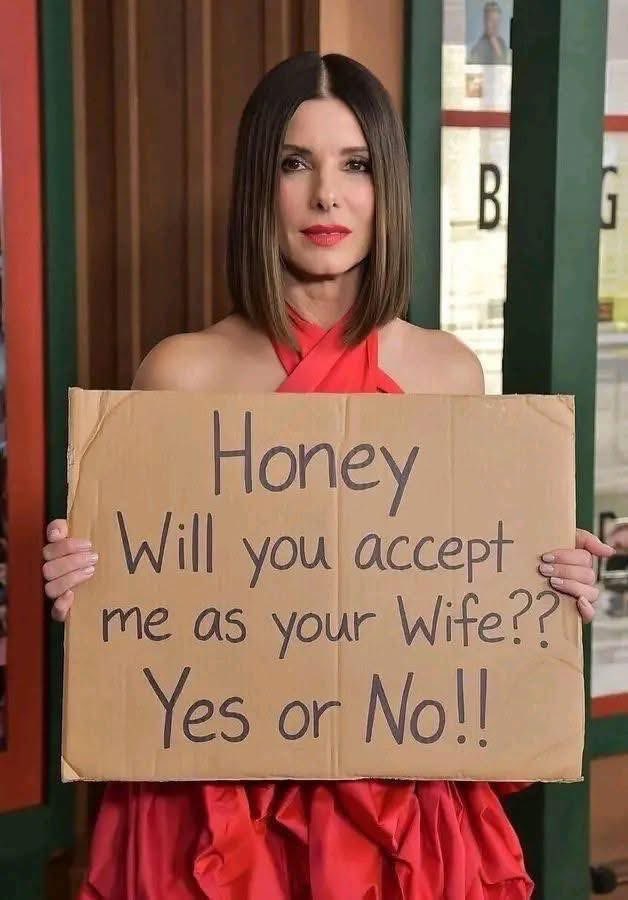 Sandra Bullock tweet media