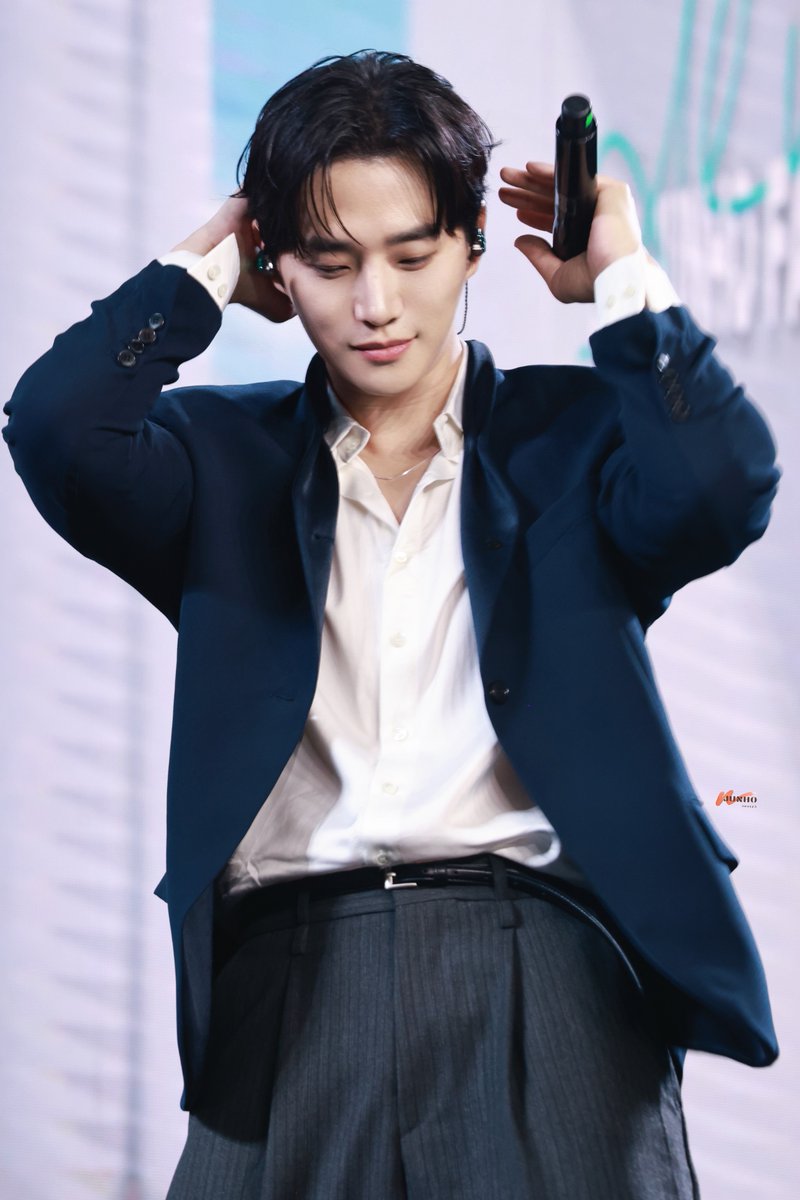 260329

😳

#이준호 #준호 #LEEJUNHO #JUNHO #李俊昊