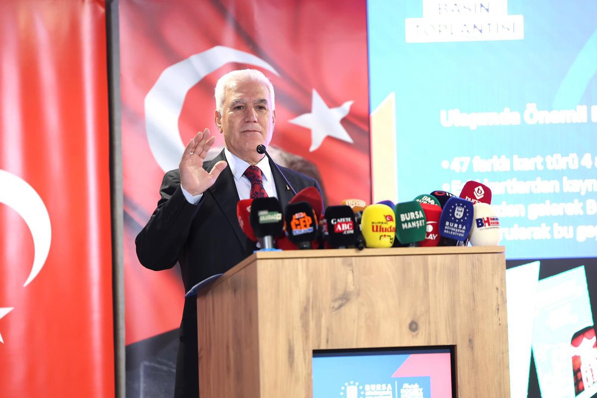 Bursa Belediye Başkanımız Mustafa Bozbey’in yanındayız!

Yerel yönetimlerimizi kuşatmaya, partimizi yıpratmaya yönelik süreç iftiralara karşı dimdik duran başkanlarımızı hedef almaya devam ediyor.

Seçilmiş bir belediye başkanını ailesiyle birlikte gözaltına almak alelen gözü