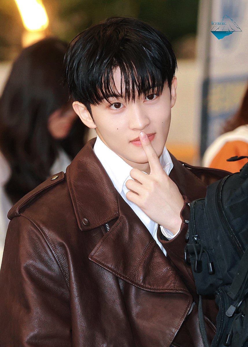 𝐈𝐜𝐞𝐛𝐞𝐫𝐠 tweet media